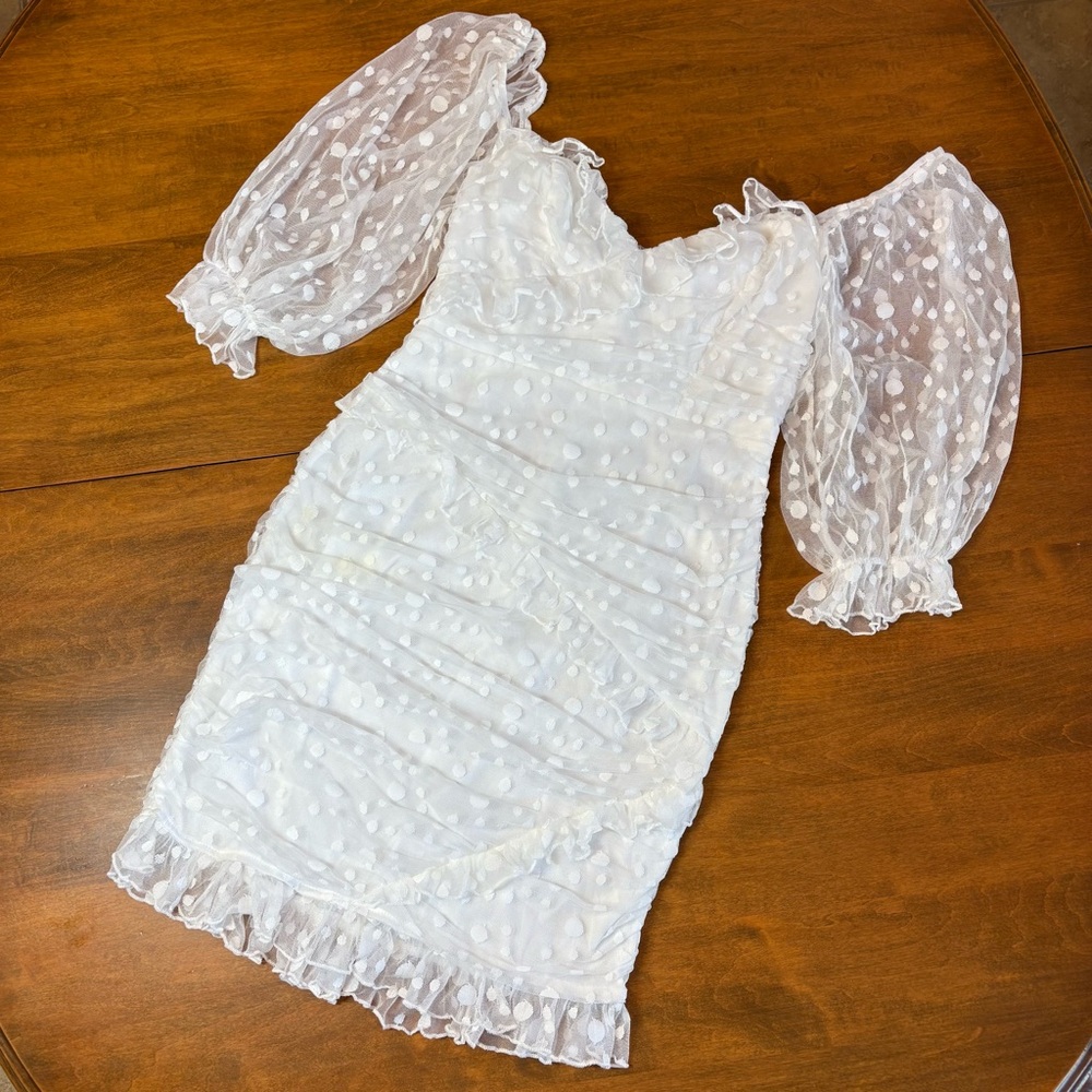 Selfie Leslie White Lace Body Con Dress, Medium